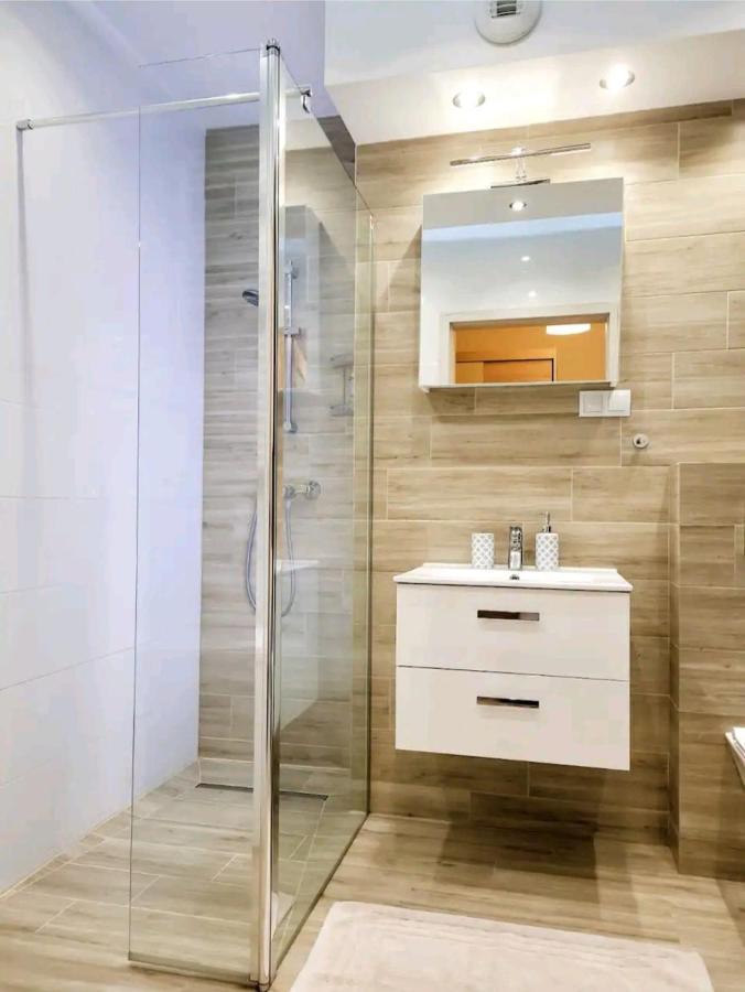 Cracow Novum Apartment Downtown 4 Persons Kraków Zewnętrze zdjęcie